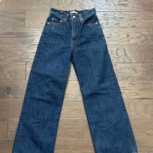 Levi’s Wide-Leg Jeans